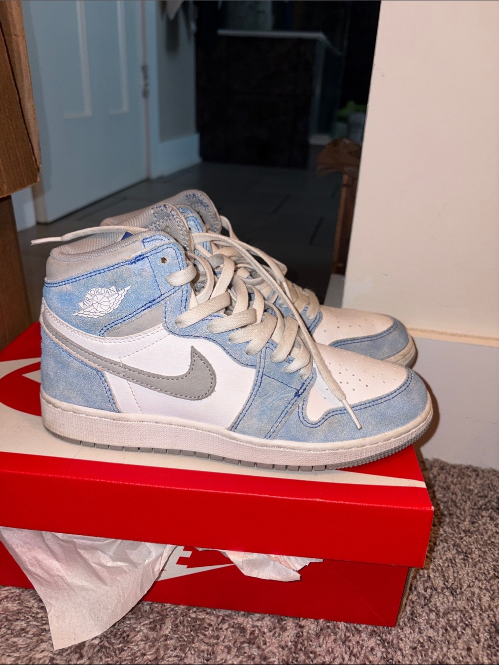 Jordan Kids' High Top Sneakers - Light Blue & White SIZE 6.5Y